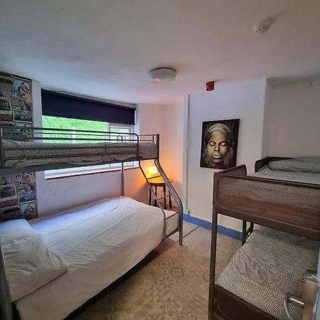 First And Last Youth Hostel Dover Eksteriør billede
